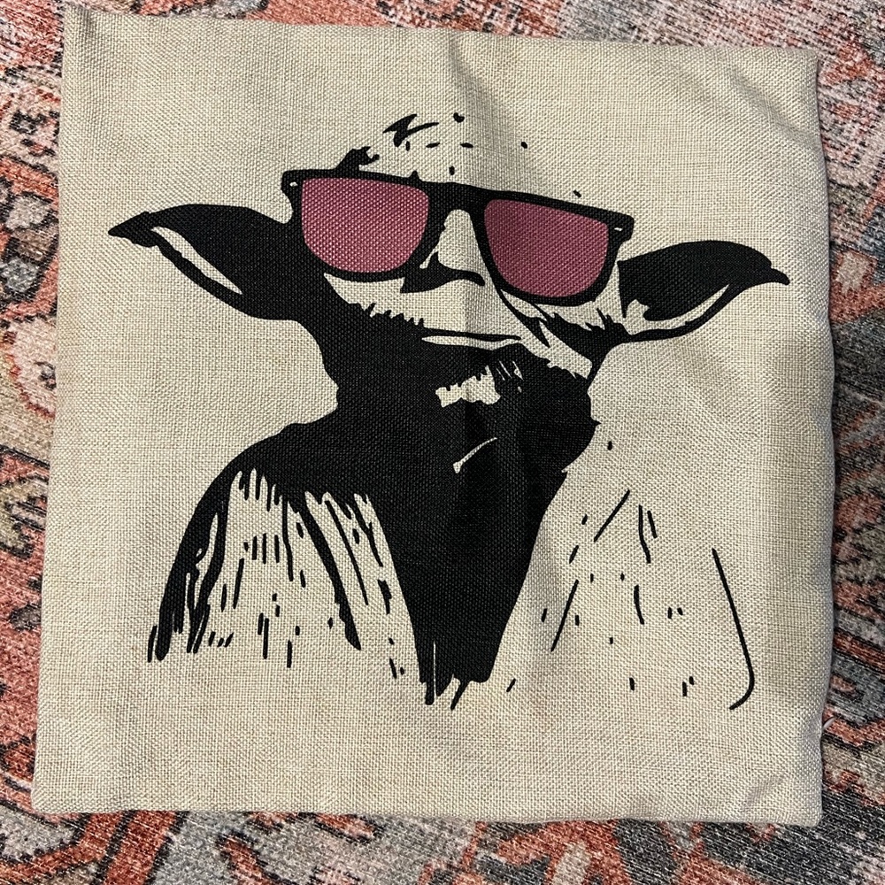 16x16 Yoda pillow cover